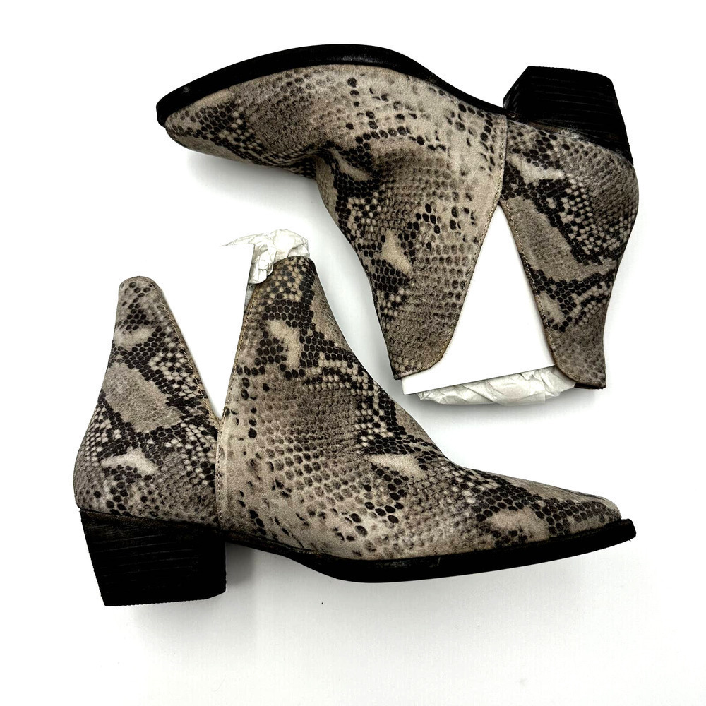 Free People Animal Charm Double V Ankle Boots size 39.5 - Picture 8 of 13